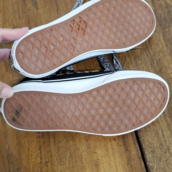 Vans Child Old Skool Black Leopard Fur Skate Shoe - Picture 10 of 13